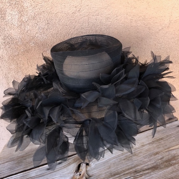 VTG 1960s Black Saucer Hat w Ruffled Brim OS - Picture 4 of 10